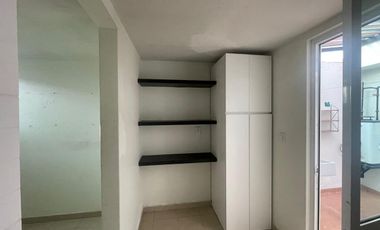 CASA EN RENTA EN RESIDENCIAL BOSQUE DE LAS FUENTES, MODELO VERONA, CALIMAYA, A 15 MIN DE METEPEC