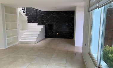 CASA EN RENTA EN RESIDENCIAL BOSQUE DE LAS FUENTES, MODELO VERONA, CALIMAYA, A 15 MIN DE METEPEC
