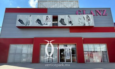 Renta | Bodega - Local Comercial | 1800 m² | Av 5 de Febrero | Querétaro