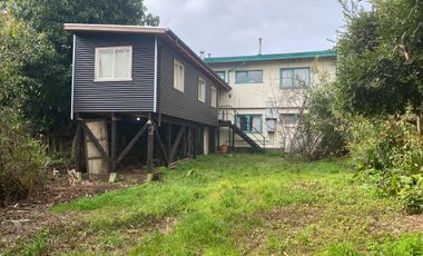 Venta de Casa con amplio terreno con excelente ubicación