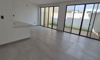 Casa en Venta en Samborondon, 3 Habitaciones, 3 Baños, Patio, Garaje, Nueva a Estrenar, Piscina, Parques. Via Salitre