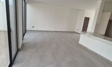 Casa en Venta en Samborondon, 3 Habitaciones, 3 Baños, Patio, Garaje, Nueva a Estrenar, Piscina, Parques. Via Salitre