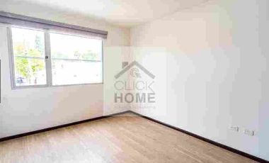 Vendo casa en conjunto con piscina gimnasio Bb alle de los Chillos