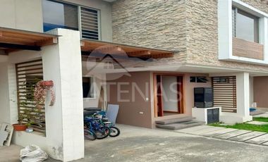 CASA EN RENTA, AMOBLADA, COLEGIO BORJA - CAMINO VIEJO A BAÑOS