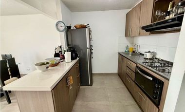 Apartamento de 2 alcobas en venta. La Estrella, Centro