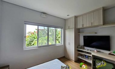 60m Las Terrazas 6-Bedroom House for Sale in Ma-a