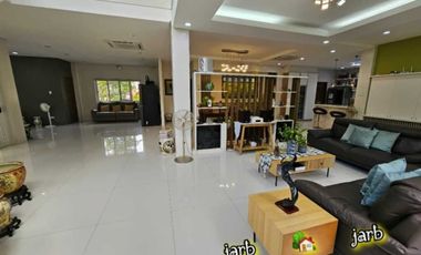 60m Las Terrazas 6-Bedroom House for Sale in Ma-a