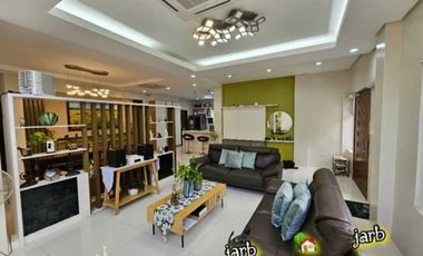 60m Las Terrazas 6-Bedroom House for Sale in Ma-a