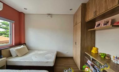 60m Las Terrazas 6-Bedroom House for Sale in Ma-a