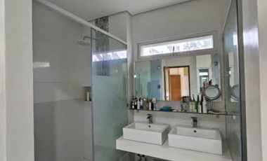 60m Las Terrazas 6-Bedroom House for Sale in Ma-a