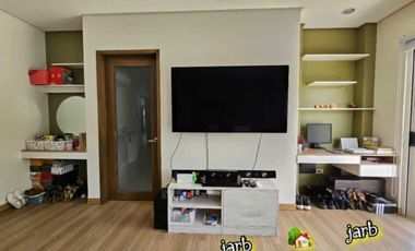 60m Las Terrazas 6-Bedroom House for Sale in Ma-a