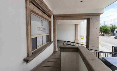 Renta de Consultorios u Oficinas ubicados en Zona Centro con Afluencia Peatonal y de Tráfico $9,900