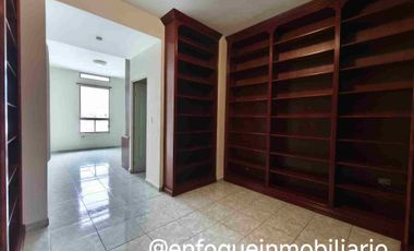 Renta de Consultorios u Oficinas ubicados en Zona Centro con Afluencia Peatonal y de Tráfico $9,900