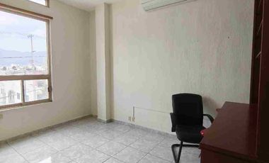 Renta de Consultorios u Oficinas ubicados en Zona Centro con Afluencia Peatonal y de Tráfico $9,900