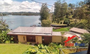 Finca en Renta o Venta en Luxe Guatape