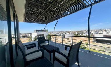 Terreno en venta en Valle Imperial frente a casa club