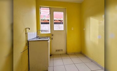Se arrienda casa de dos pisos, 3 dormitorios,  Villa El Alba, Quillota.
