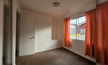 Se arrienda casa de dos pisos, 3 dormitorios,  Villa El Alba, Quillota.