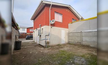 Se arrienda casa de dos pisos, 3 dormitorios,  Villa El Alba, Quillota.