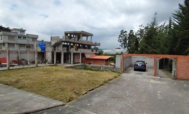 VENTA PROPIEDAD EN LA MERCED (CASA CON TERRENO)