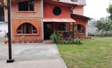 VENTA PROPIEDAD EN LA MERCED (CASA CON TERRENO)