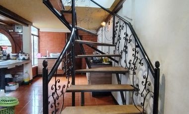 VENTA PROPIEDAD EN LA MERCED (CASA CON TERRENO)