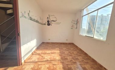 CASA 2 PISOS EN CHICLAYO - RES. DERRAMA MAGISTERIAL