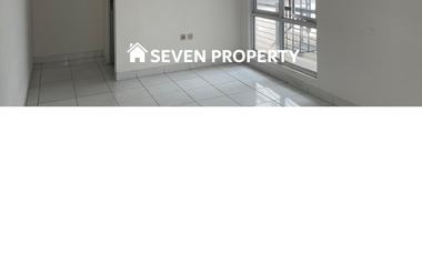 DISEWA RUMAH 2 LANTAI SIAP HUNI di KOTA WISATA – SEMI FURNISHED!