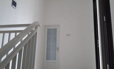 Rumah Deltamas Cluster Catalonia 2 Lt Rp 1,2 M 3 KT 3 KM SHM