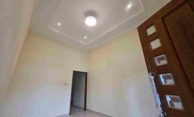 Rumah Mewah 261m² Gress Garasi 4 Banjarsari Solo Kota