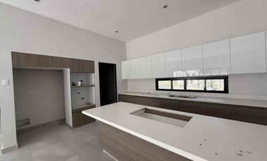 CASA DE 1 PLANTA EN  VENTA EN AMANI TIERRA , ZONA SUR CARRETERA NACIONAL ,SANTIAGO N.L.