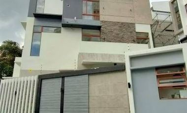 For Sale! Santa Lucia San Juan Brandnew 3 Car Park Townhouse with 4BR 41M -AJCH