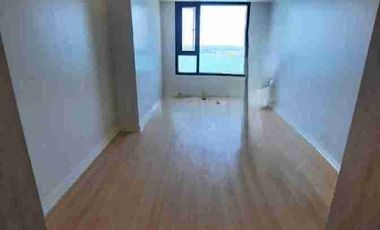 Condo for sale in Cebu City, Mandani Bay Tower1, facing Mactan & seaview