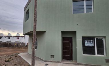 Vendo duplex a estrenar de primera calidad en zona Dorrego 2