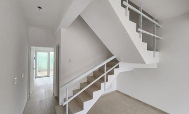 Vendo duplex a estrenar de primera calidad en zona Dorrego 2