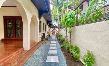 RH133 FOR RENT Furnished 4BR House with Pool in Ayala Alabang Village, Muntinlupa
