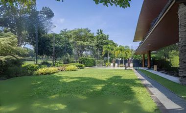 Luxury 5-Bedroom House for Sale in Ayala Alabang Beside Golf Course with Pool