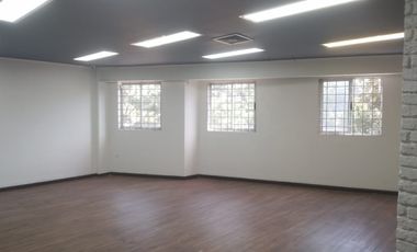 Oficina en Arriendo en Zona Industrial en Sabaneta