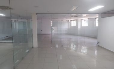Oficina en Arriendo en Zona Industrial en Sabaneta