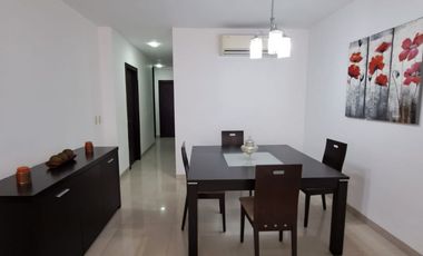 Alquilo elegante departamento amoblado de 3 dormitorios