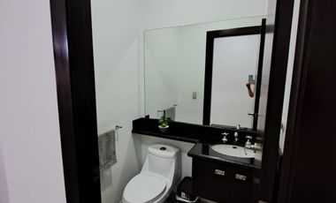 Alquilo elegante departamento amoblado de 3 dormitorios