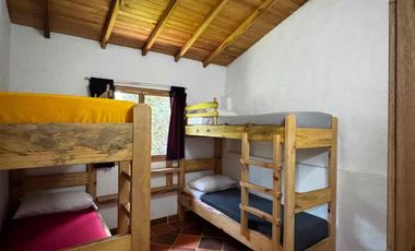 Casa campestre en arriendo en la mesa