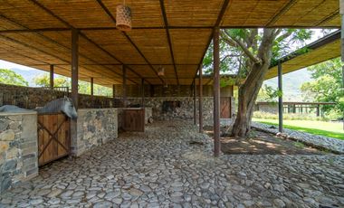 Rancho en Venta en Ixtlahuacán de los Membrillos, La Cañada