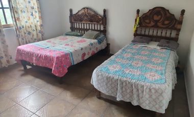 AMPLIA CASA CON 518 M2 TERRENO, SAN JOSE BUENAVISTA