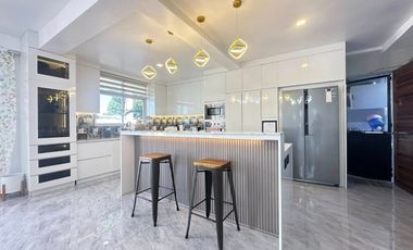 Beautiful, modern, 2-storey house in a secured subdivision for sale!