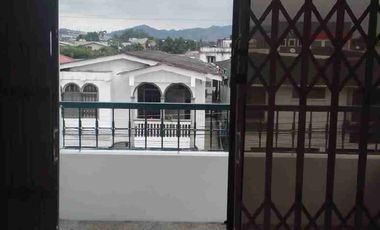 Alquilo Departamento de 3 dormitorios en piso 2 en ALAMOS NORTE cerca HOSPITAL  ALFREDO PAULSON