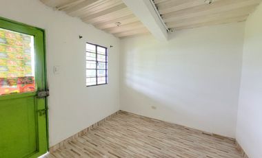 SE ARRIENDA FINCA COMERCIAL EN VIA ALTAGRACIA.