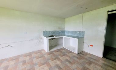 SE ARRIENDA FINCA COMERCIAL EN VIA ALTAGRACIA.