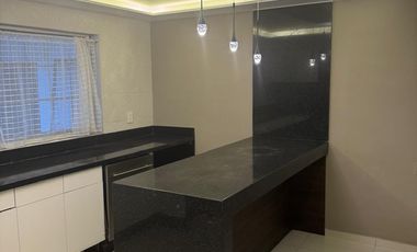 VENTA HERMOSA CASA COTO ANDALUCIA, PARQUE DE LA CASTELLANA