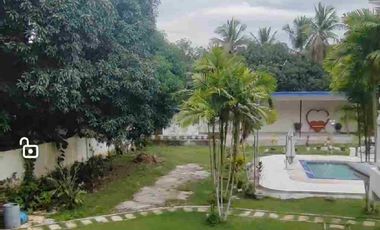 House with swimming pool for Sale in Samal Island
